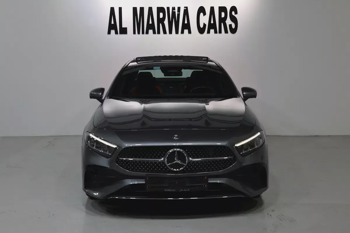 Mercedes A 200 2024 | GCC Specs | GARGASH WARRANTY + SERVICE CONTRACT I ACCIDENTS FREE I AMG KIT .-4-4