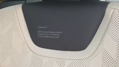 Polestar 3 (Gold)-8