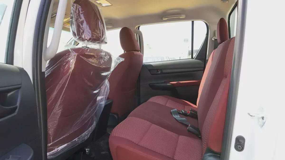 Toyota Hilux 2026 Double Cab GL GCC Specs-13-13