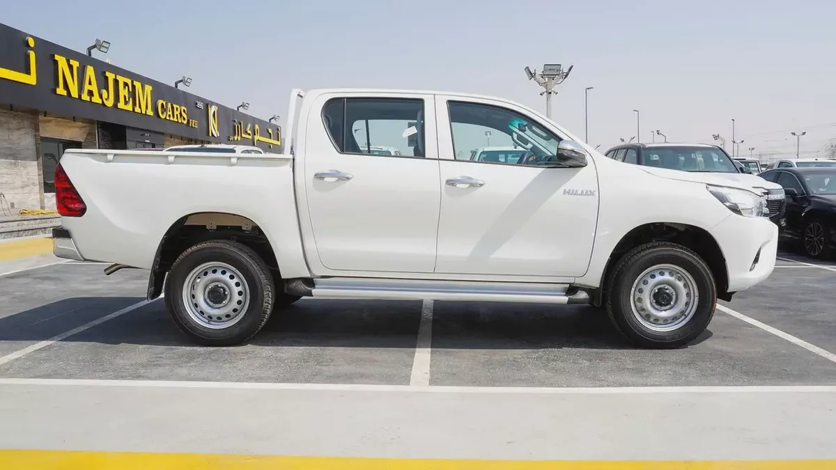 Toyota Hilux 2026 Double Cab GL GCC Specs-4-4