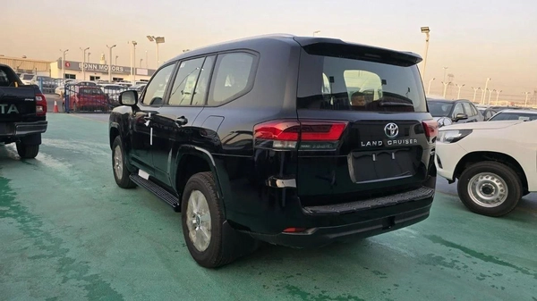 Toyota Land Cruiser GXR 4000 CC 2025 MODEL
