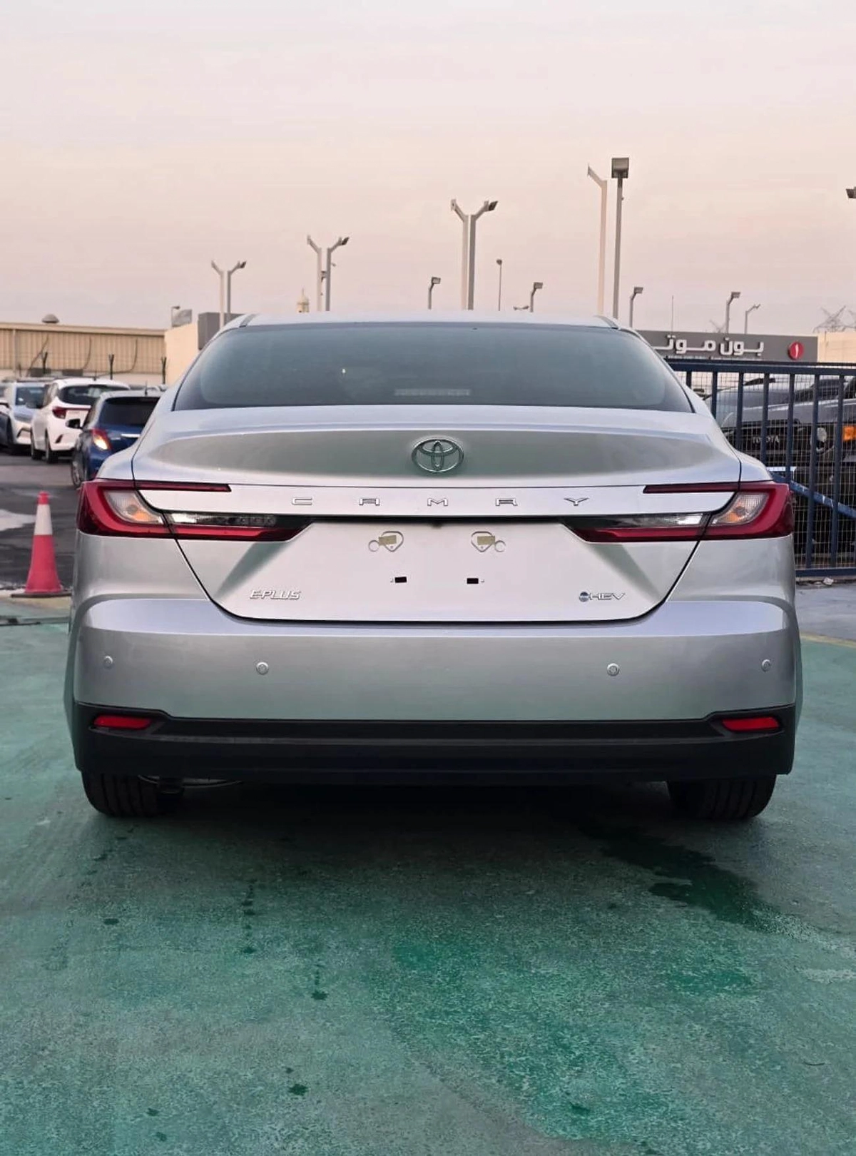 Toyota Camry E 2.5L-11-11