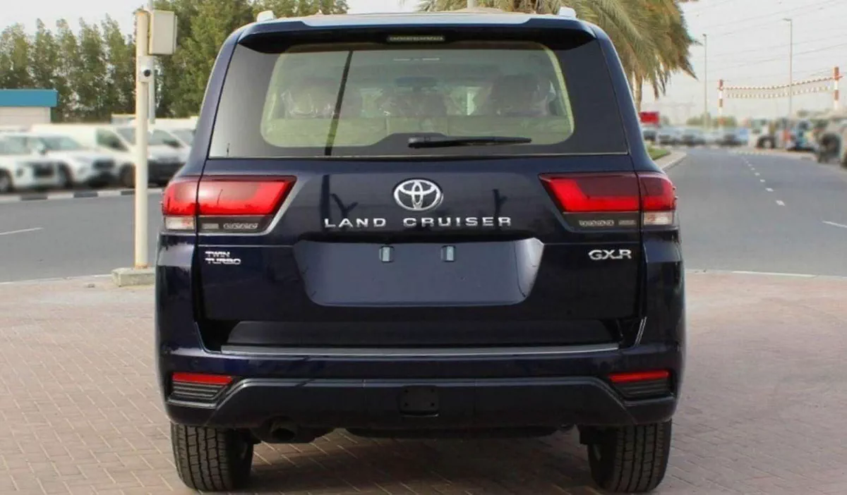 Toyota Land Cruiser GXR LAND CRUISER GXR 3.5L V6-5-0
