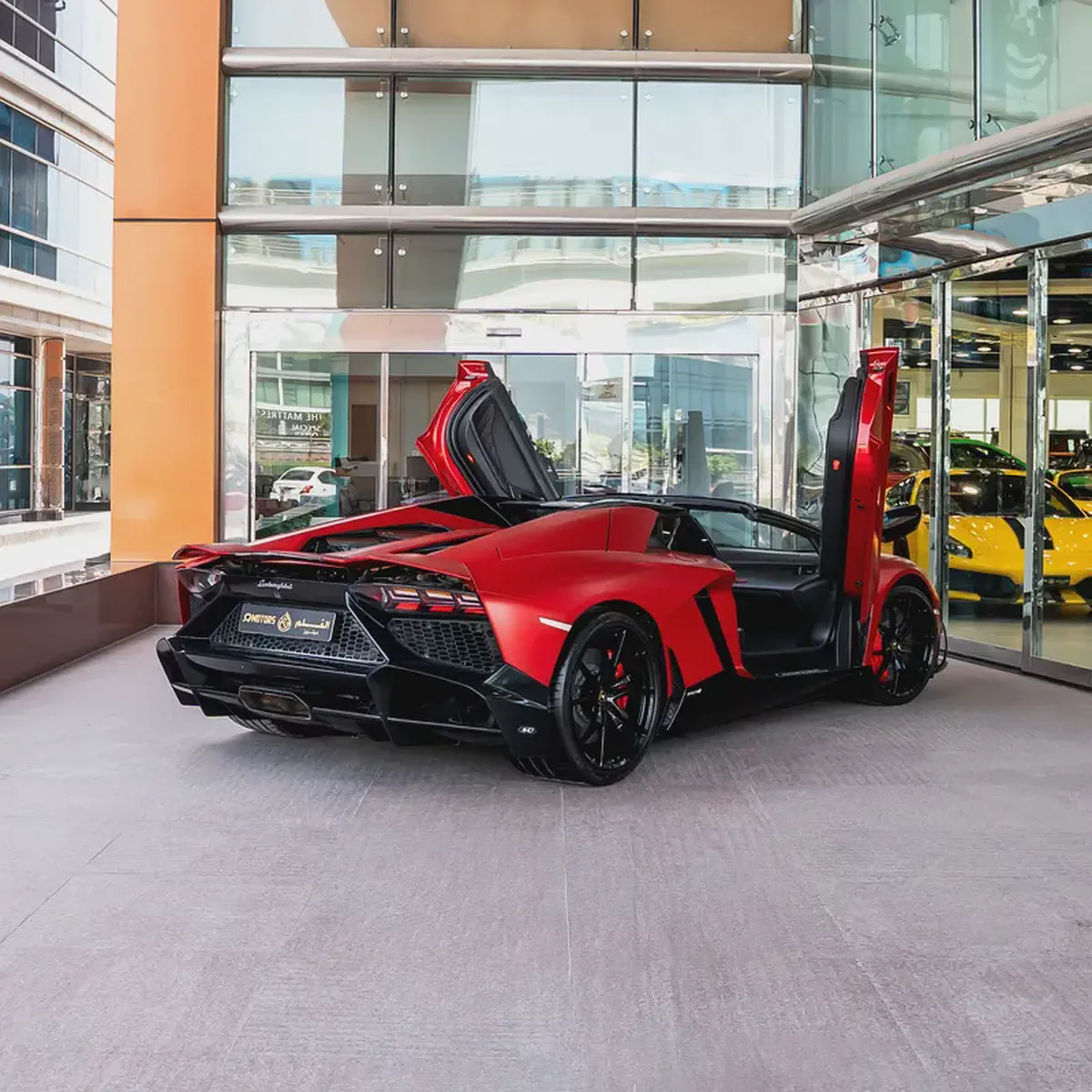 2015 Lamborghini Aventador LP 700-4 Roadster 1 OF 1 | GCC Specs | Low Mileage-1-1