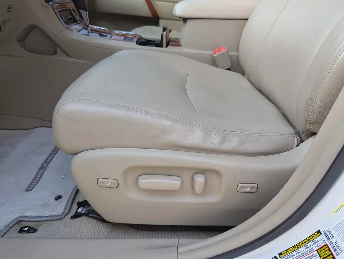 2010 Toyota Highlander Limited | American Specs | Well Maintained Car Full Option With Low KM-9-9