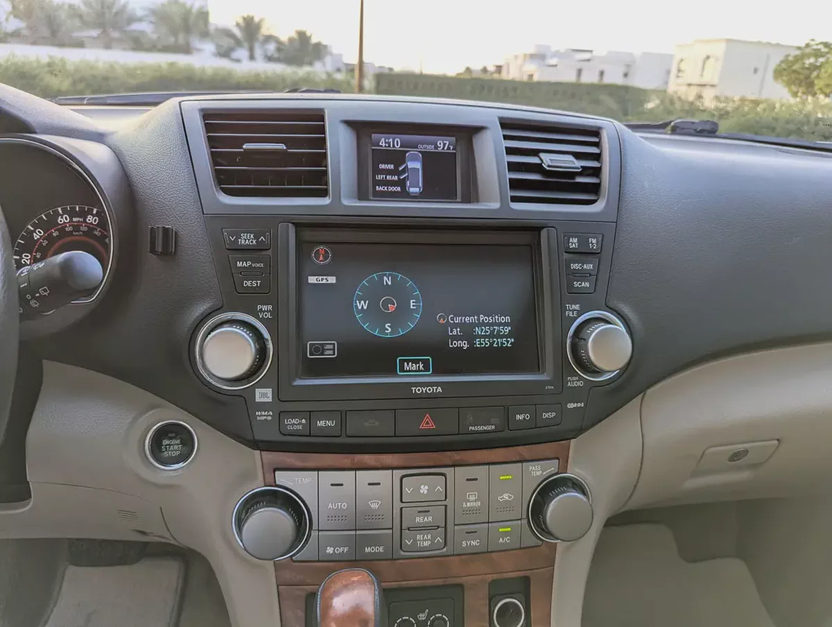 2010 Toyota Highlander Limited | American Specs | Well Maintained Car Full Option With Low KM-14-14