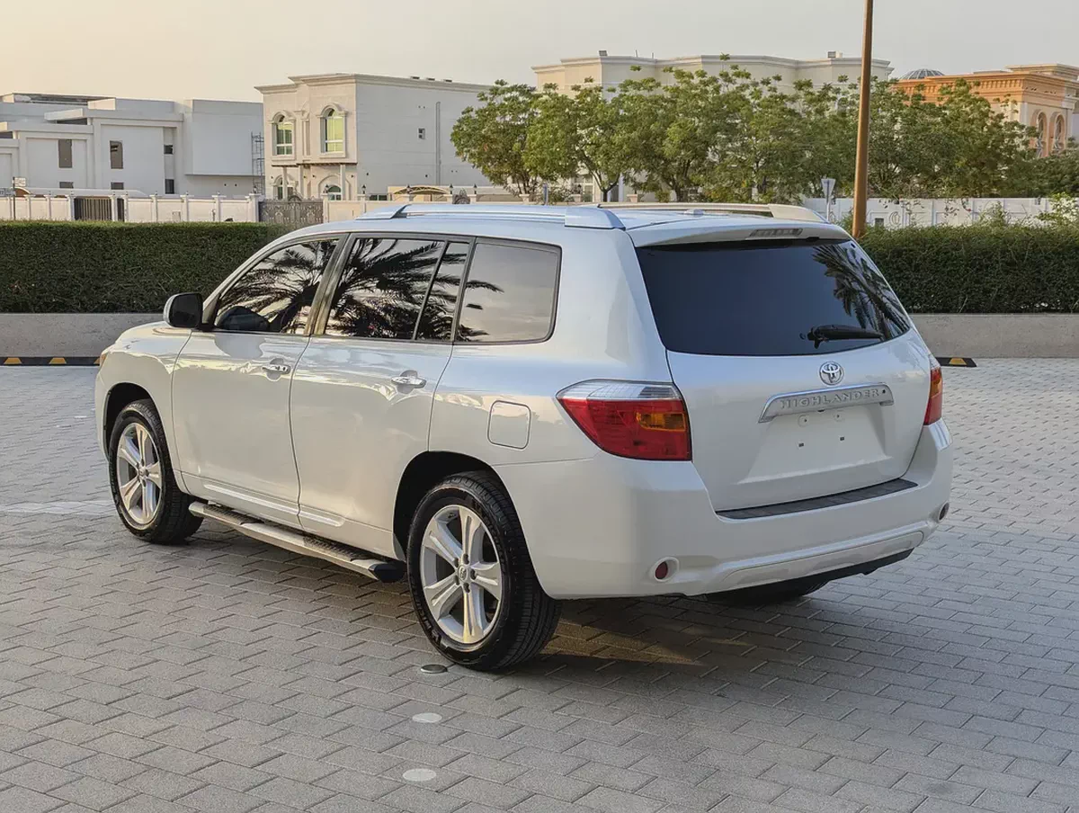 2010 Toyota Highlander Limited | American Specs | Well Maintained Car Full Option With Low KM-15-15