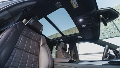 Cadillac Escalade 2023-1