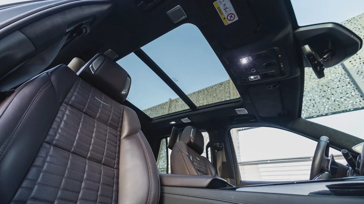 Cadillac Escalade 2023-1-1