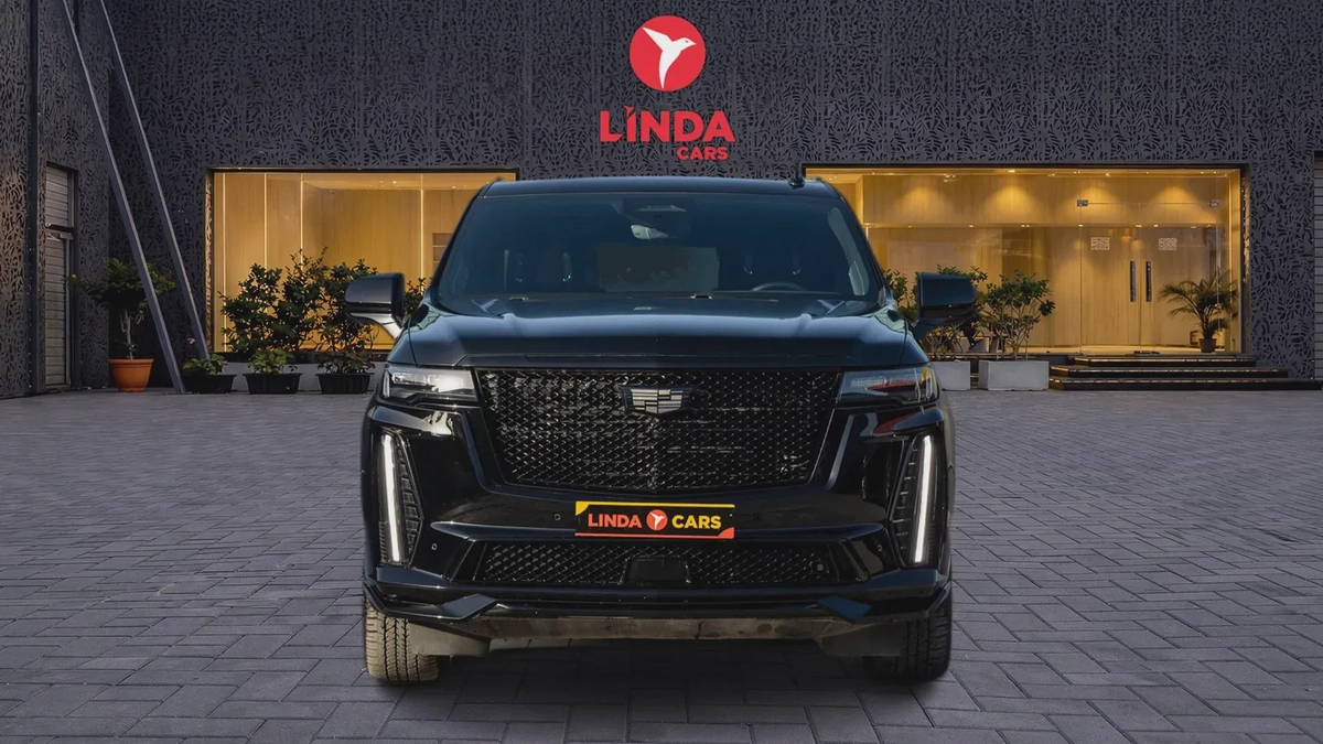 Cadillac Escalade 2023-17-17