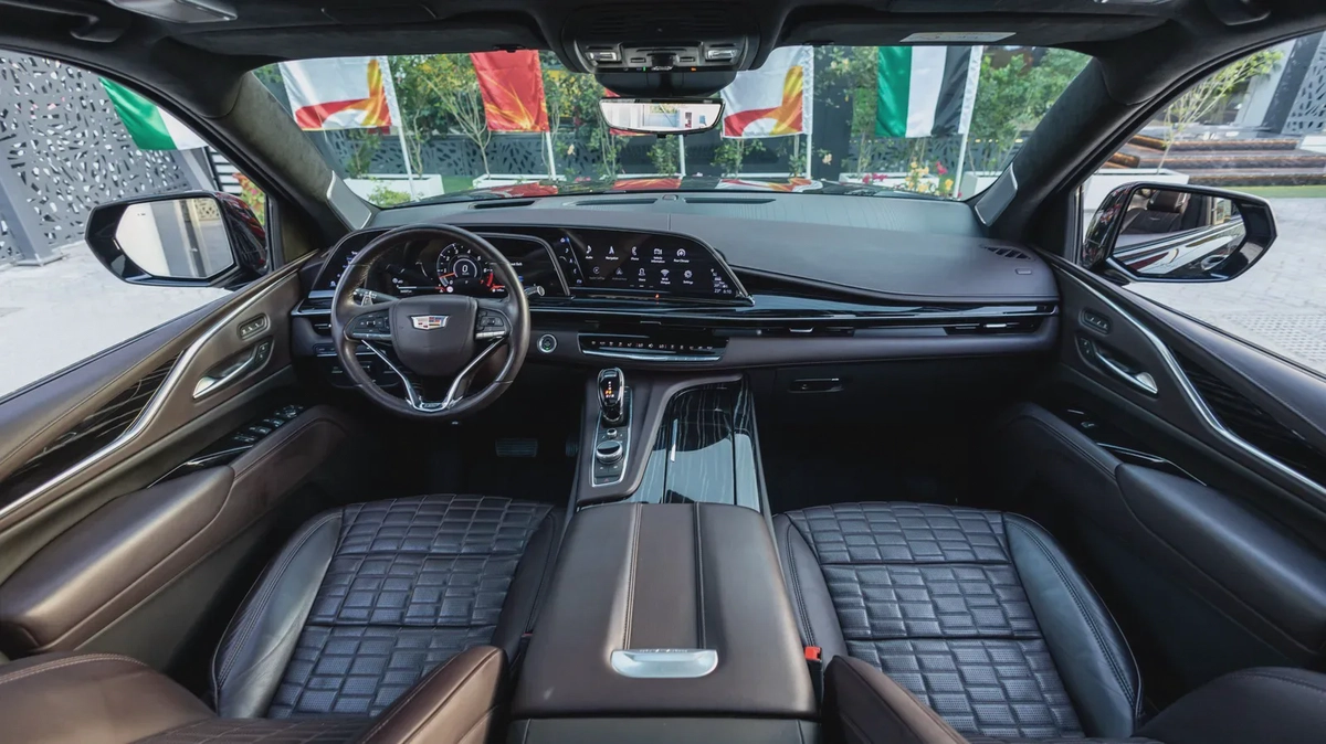Cadillac Escalade 2023-5-5