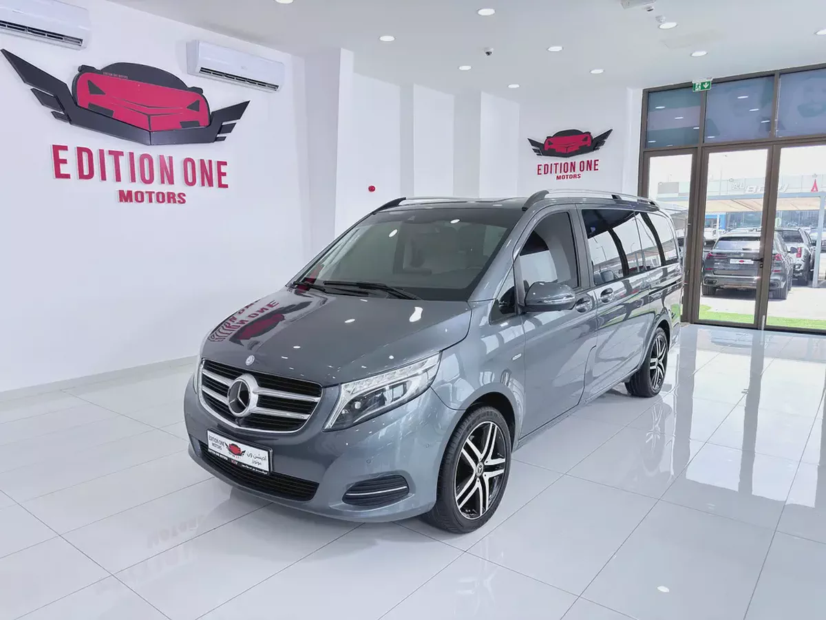 Mercedes-Benz Viano 2017 GCC Specs