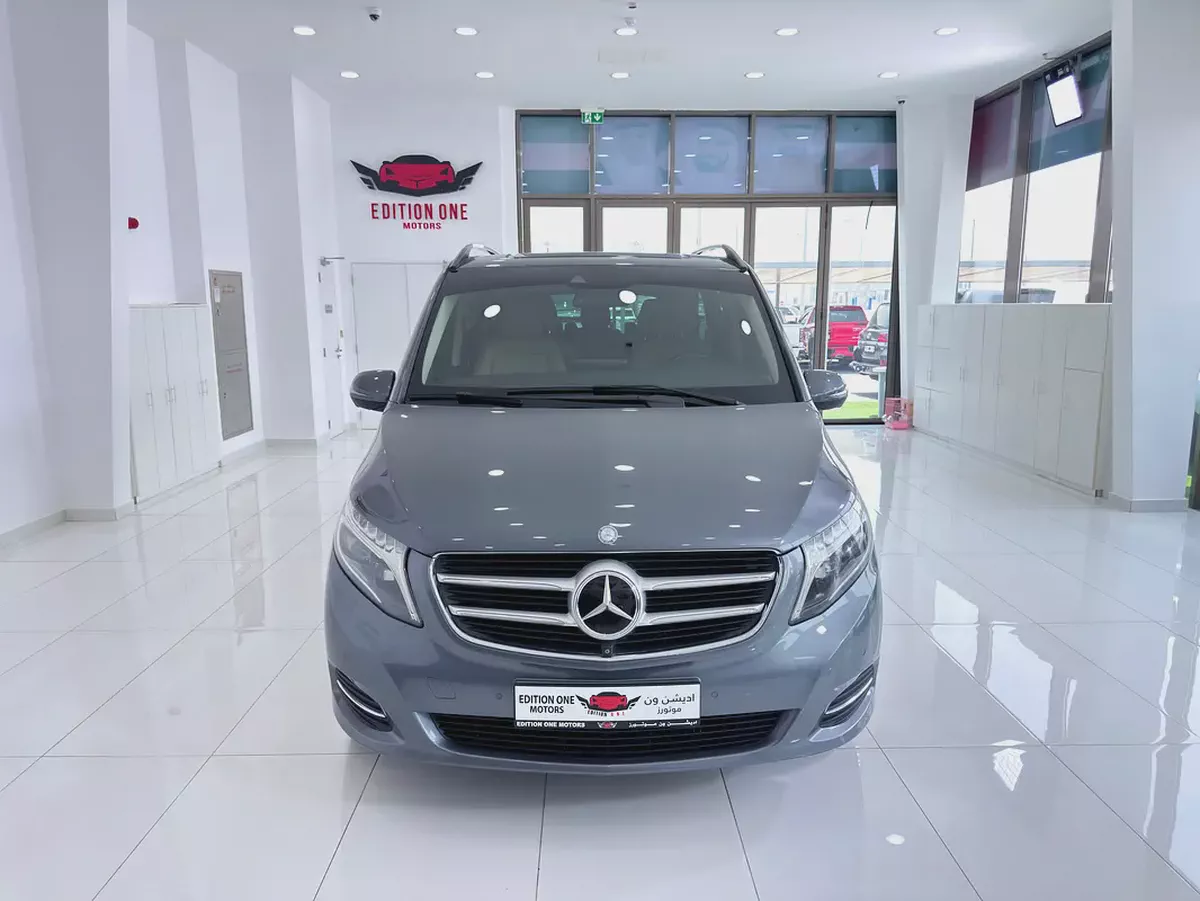 Mercedes-Benz Viano 2017 GCC Specs-1-1