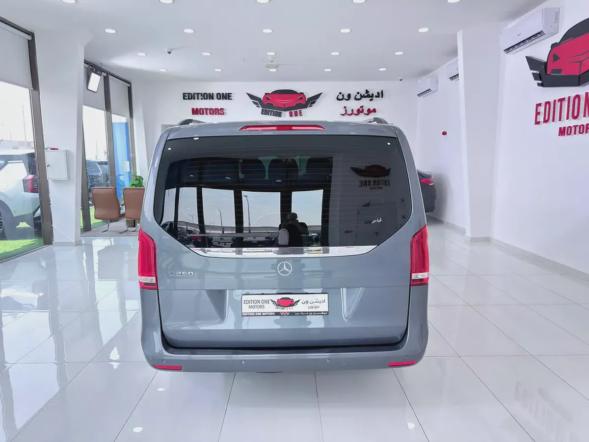 Mercedes-Benz Viano 2017 GCC Specs-8-8