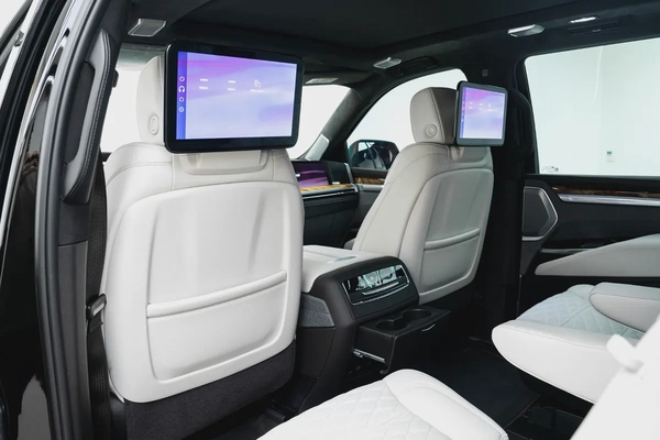 2025 CADILLAC ESCALADE 600 PLATINUM SPORT | GCC MAIN DEALER WARRANTY AND SERVICE| AKG PREMIUM AUDIO