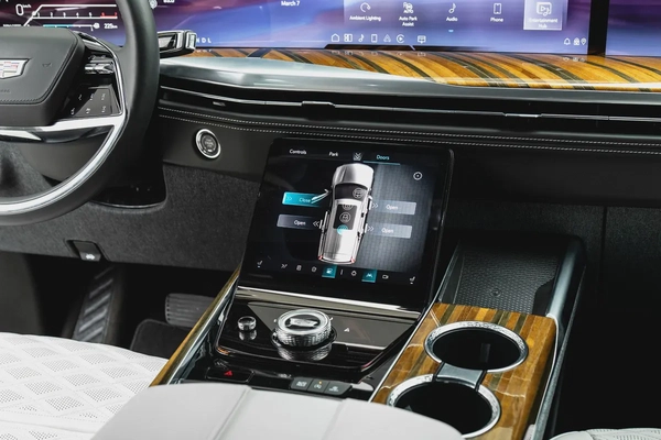 2025 CADILLAC ESCALADE 600 PLATINUM SPORT | GCC MAIN DEALER WARRANTY AND SERVICE| AKG PREMIUM AUDIO