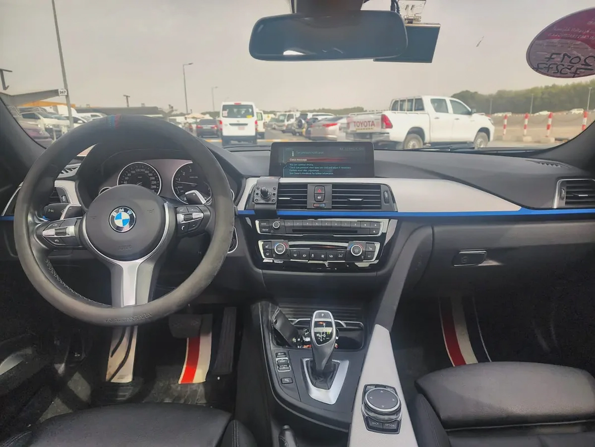 BMW 3-Series 320i Modern-line-7-7
