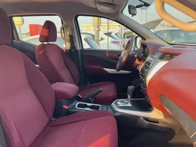 2020 Nissan Navara | 4X4 | Full Automatic | Low mileage | GCC | Clean | Ref#1158-10