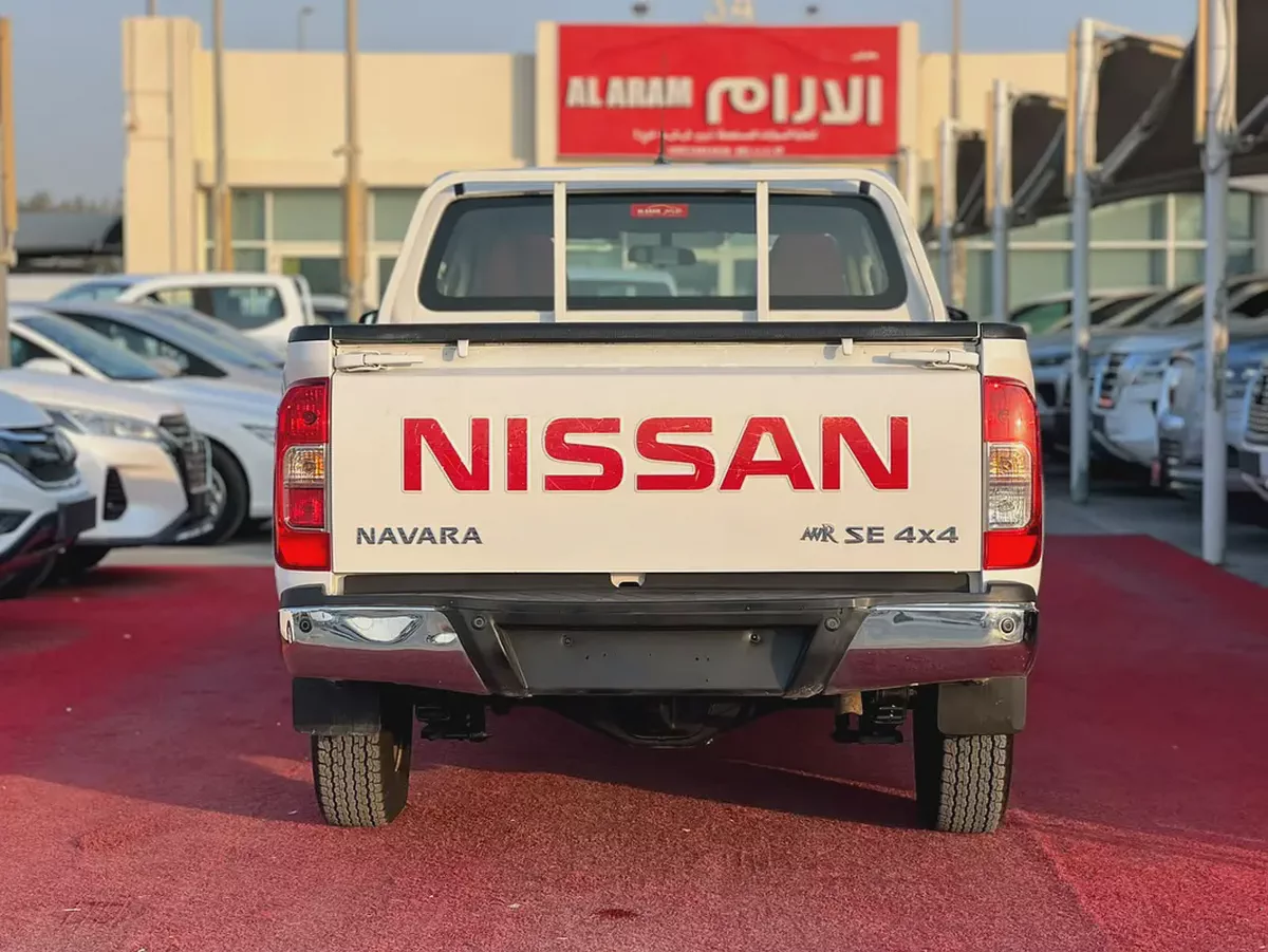 2020 Nissan Navara | 4X4 | Full Automatic | Low mileage | GCC | Clean | Ref#1158-4-4