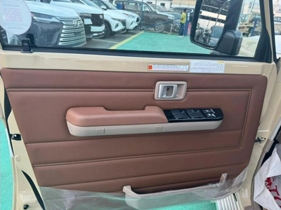 Toyota Land Cruiser Pick Up 2.8L DIESEL AUTOMATIC DOUBLE CABIN FULL OPTION 2024 GCC-8