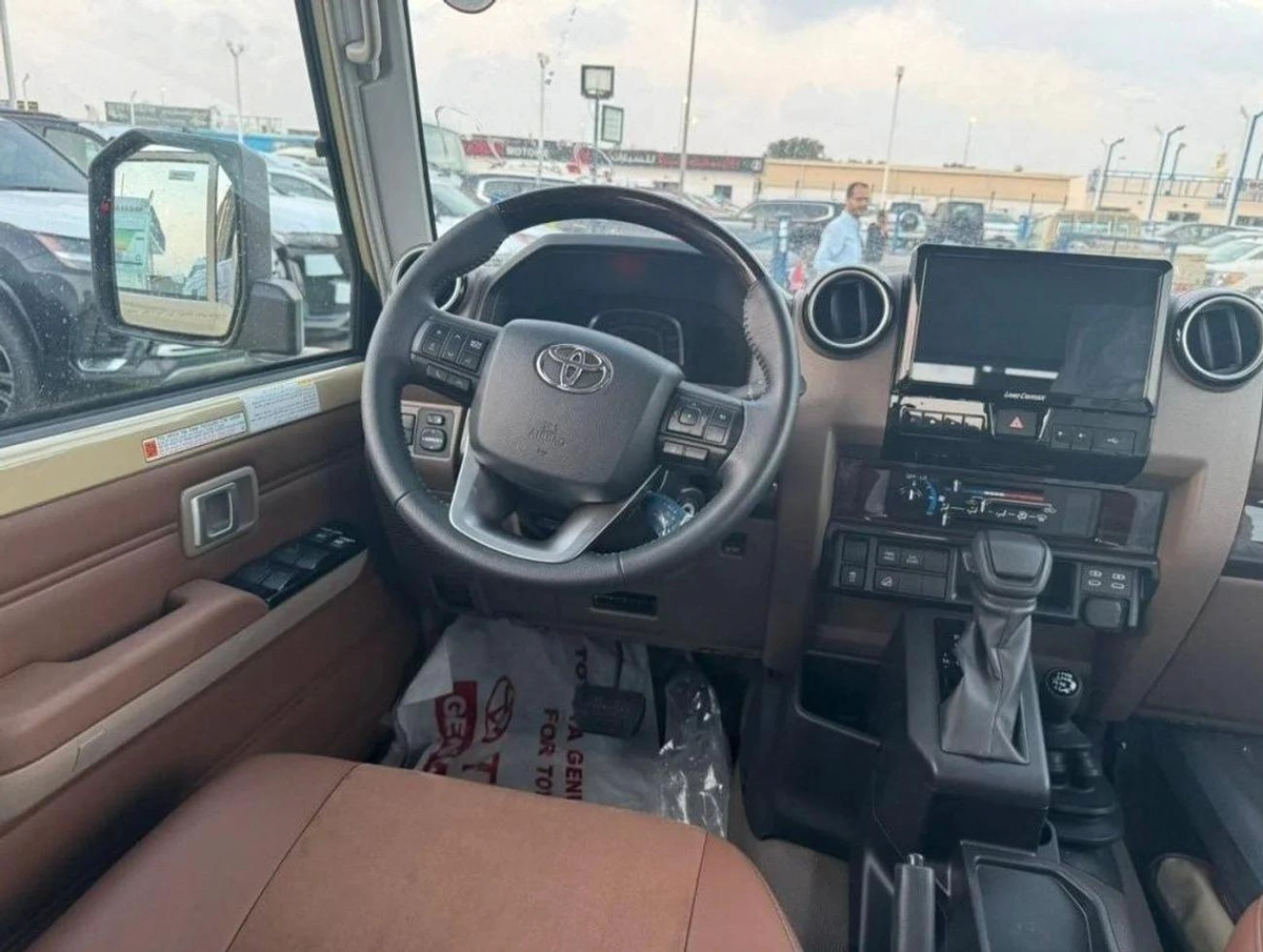 Toyota Land Cruiser Pick Up 2.8L DIESEL AUTOMATIC DOUBLE CABIN FULL OPTION 2024 GCC-7-7