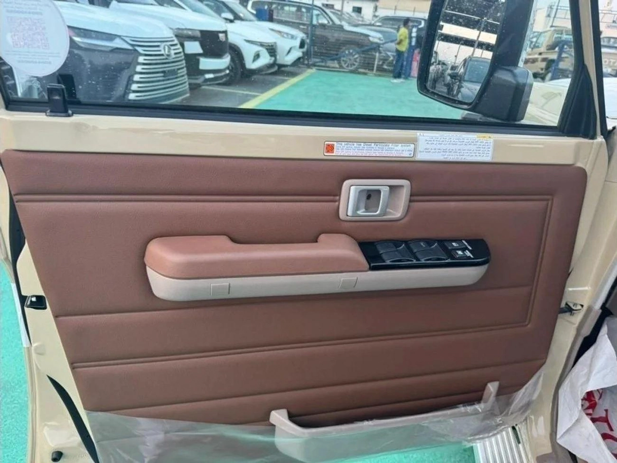 Toyota Land Cruiser Pick Up 2.8L DIESEL AUTOMATIC DOUBLE CABIN FULL OPTION 2024 GCC-8-8