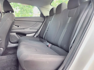 2022 Hyundai Elantra GLS | Canadian Specs | Well Maintained-3