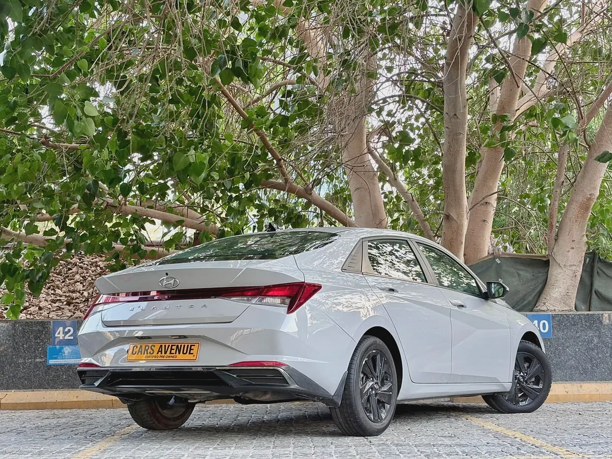 2022 Hyundai Elantra GLS | Canadian Specs | Well Maintained-8-8