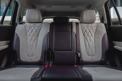 2,037 P.M |  HS7 Flagship | 0% Downpayment | Hongqi Warranty and Service!-11