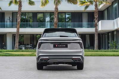 2,037 P.M |  HS7 Flagship | 0% Downpayment | Hongqi Warranty and Service!-4