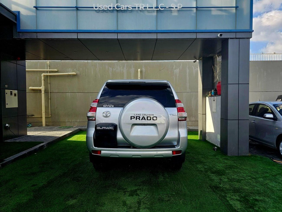 Toyota Prado TXL/ V6 4.0/ LEATHER/ LOW MILEAGE/ SINGLE OWNER-4-4