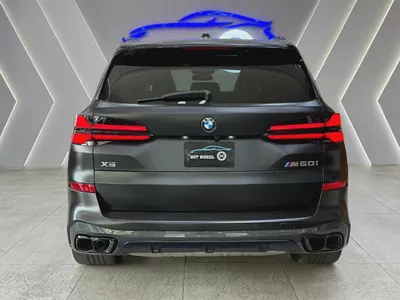 2024 - BMW X5 M60i - 4.4L V8 Twin-Turbo-4