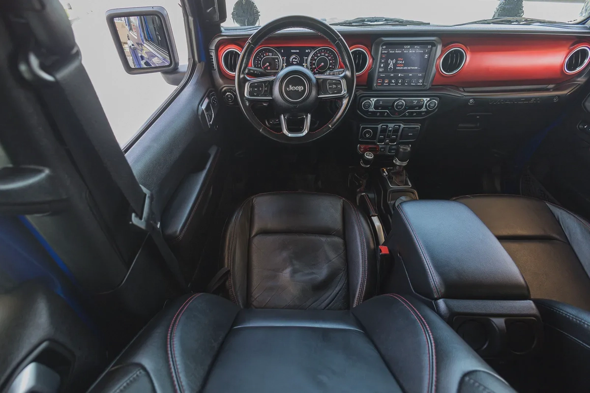 Jeep Wrangler-2-2