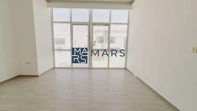 🌟 Discover Luxury Living in Al Tai with This Stunning 5-Bedroom Villa for Rent-14