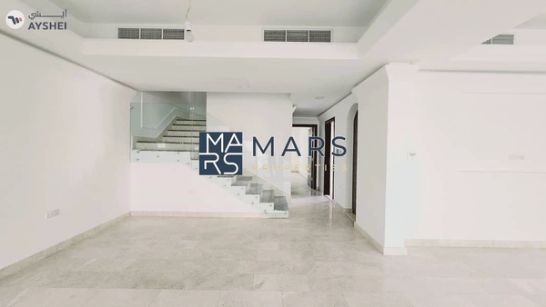 🌟 Discover Luxury Living in Al Tai with This Stunning 5-Bedroom Villa for Rent