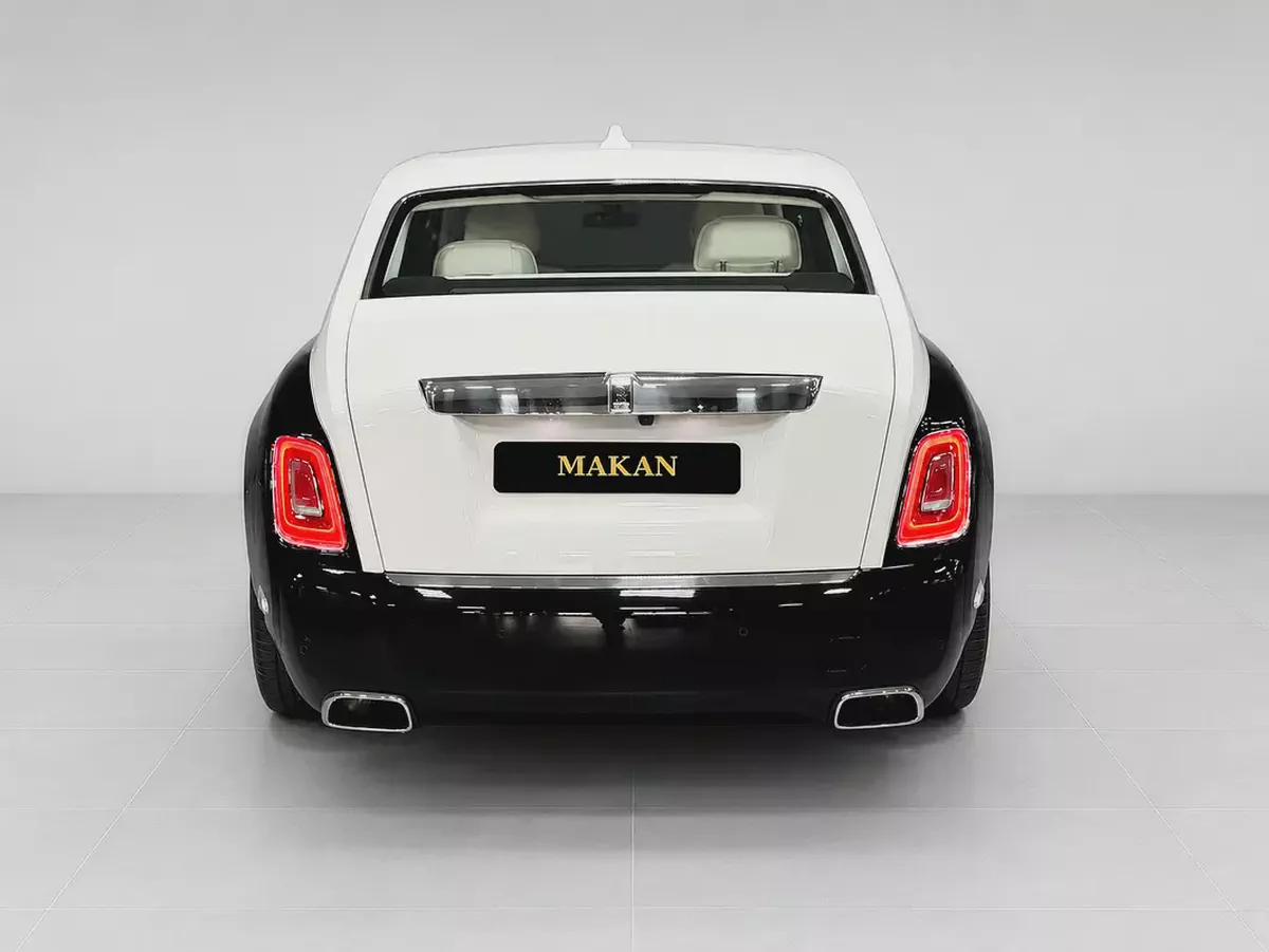 Rolls-Royce Phantom Standard 2024 European Specs-4-4