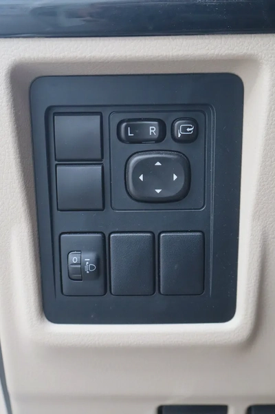 Toyota Land Cruiser Prado TXL - Model 2022 - GCC Specs - Original Paint-14