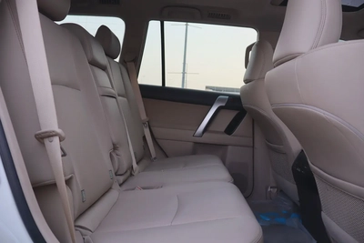 Toyota Land Cruiser Prado TXL - Model 2022 - GCC Specs - Original Paint-8