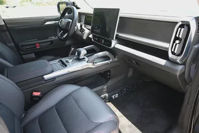 0% DP - LOW KM - 5 YEARS WARRANTY - DEFENDER KIT - JETOUR T2 LUXURY+-11