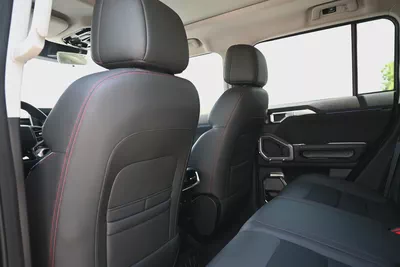 0% DP - LOW KM - 5 YEARS WARRANTY - DEFENDER KIT - JETOUR T2 LUXURY+-16