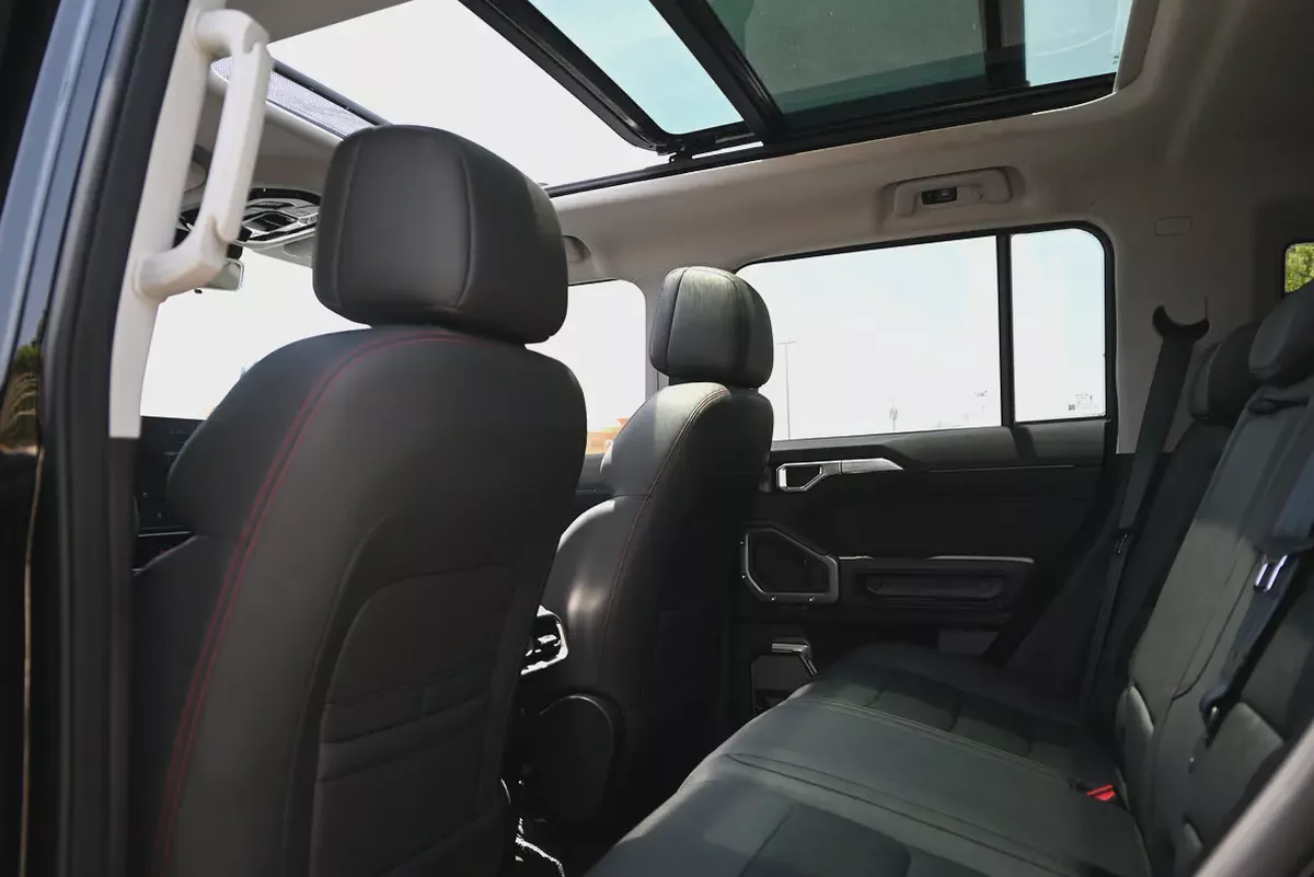 0% DP - LOW KM - 5 YEARS WARRANTY - DEFENDER KIT - JETOUR T2 LUXURY+-18-18