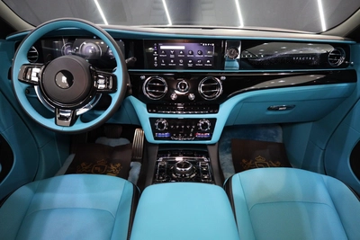 Rolls-Royce Spectre 2024-5