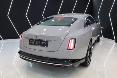 Rolls-Royce Spectre 2024-14