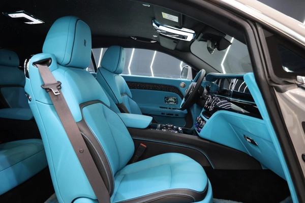 Rolls-Royce Spectre 2024