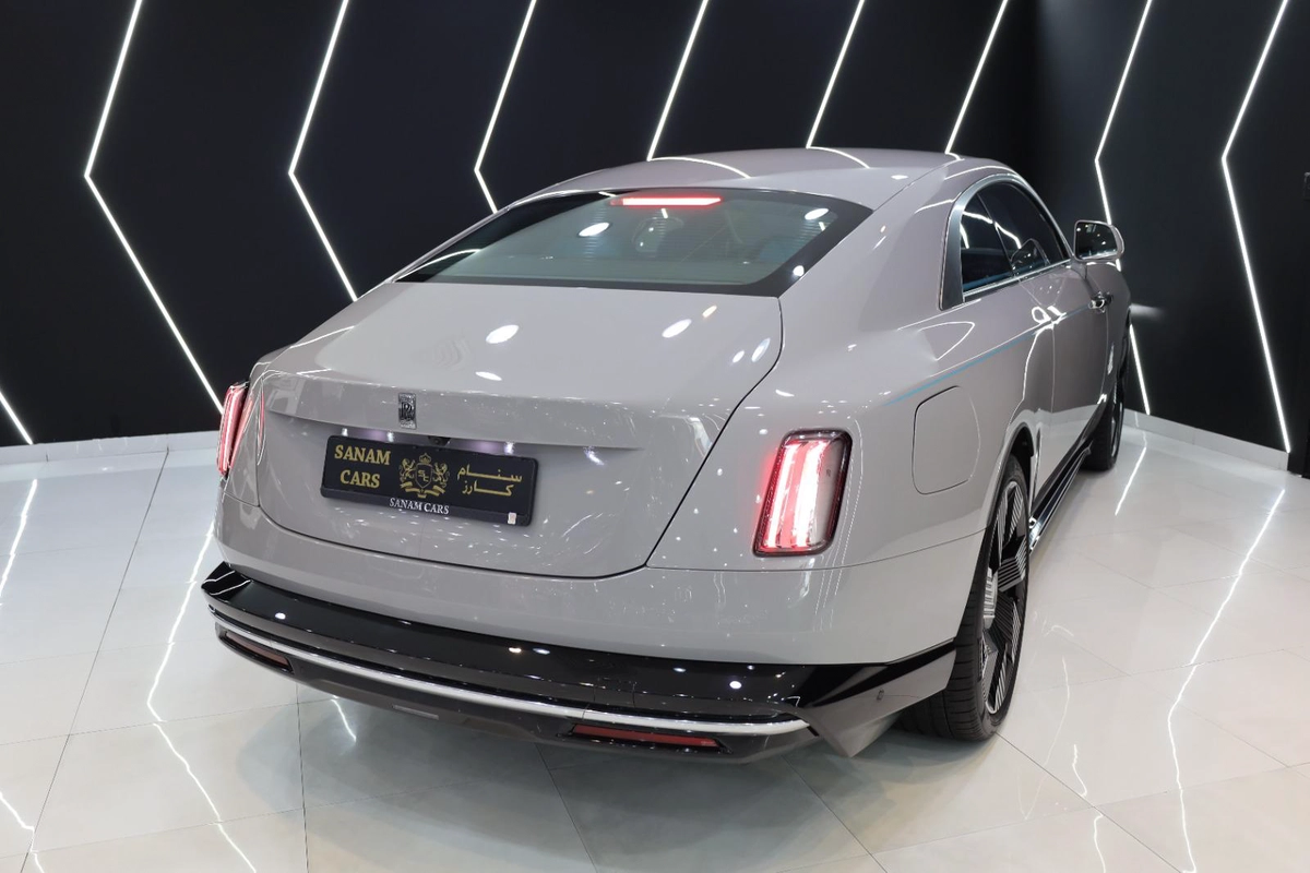 Rolls-Royce Spectre 2024-14-14