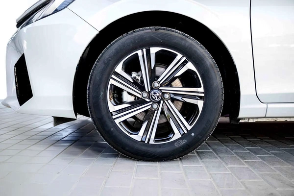 AED 960 Monthly l Toyota Yaris G 1.5L l GCC l Zero Down Payment l 1 Year Warranty