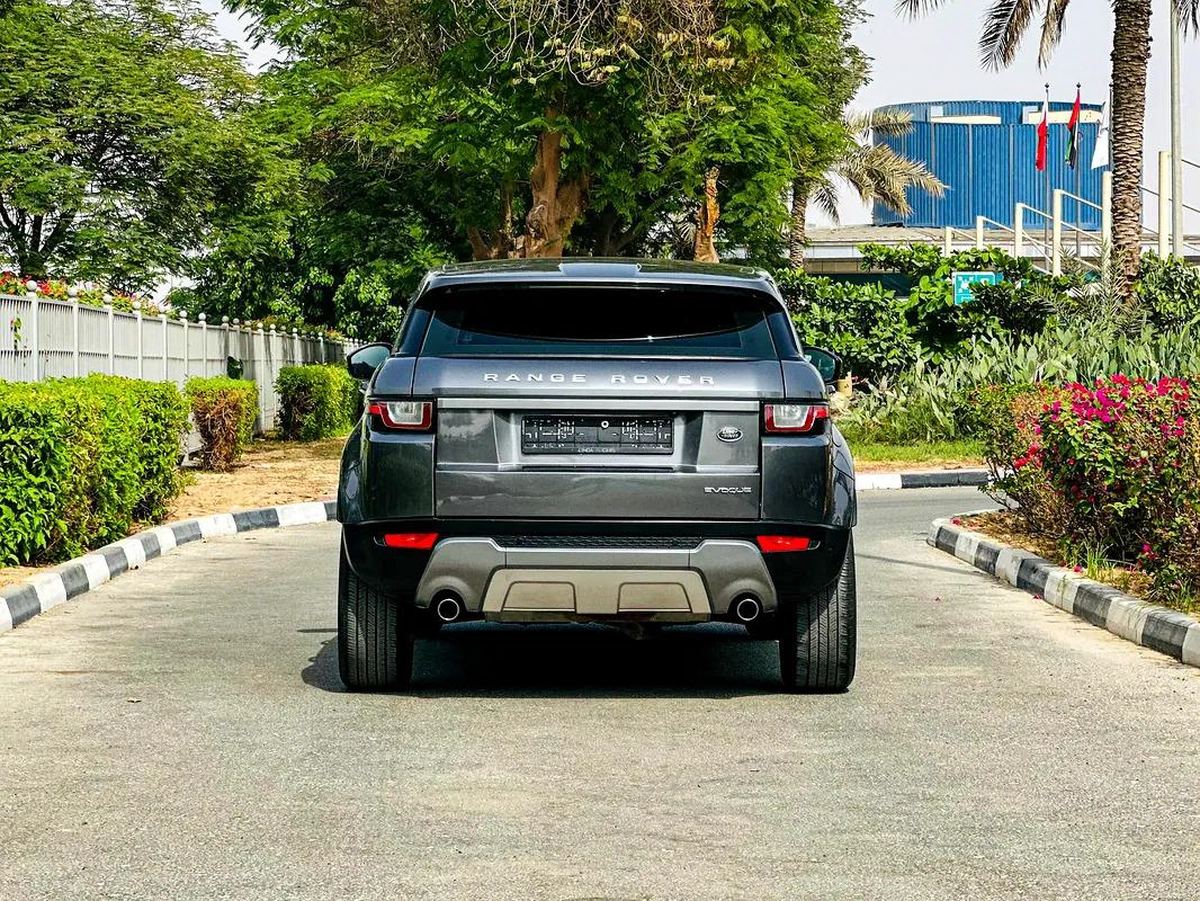 LAND ROVER EVOQUE GCC VERY CLEAN 2016-9-9