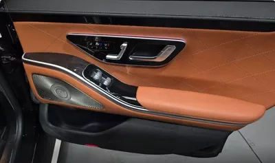 Mercedes Benz S500 4MATIC L-12