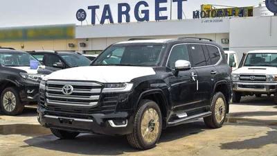 Toyota Land Cruiser VXR Toyota land cruiser VXR 3.5L petrol MY 2025-2