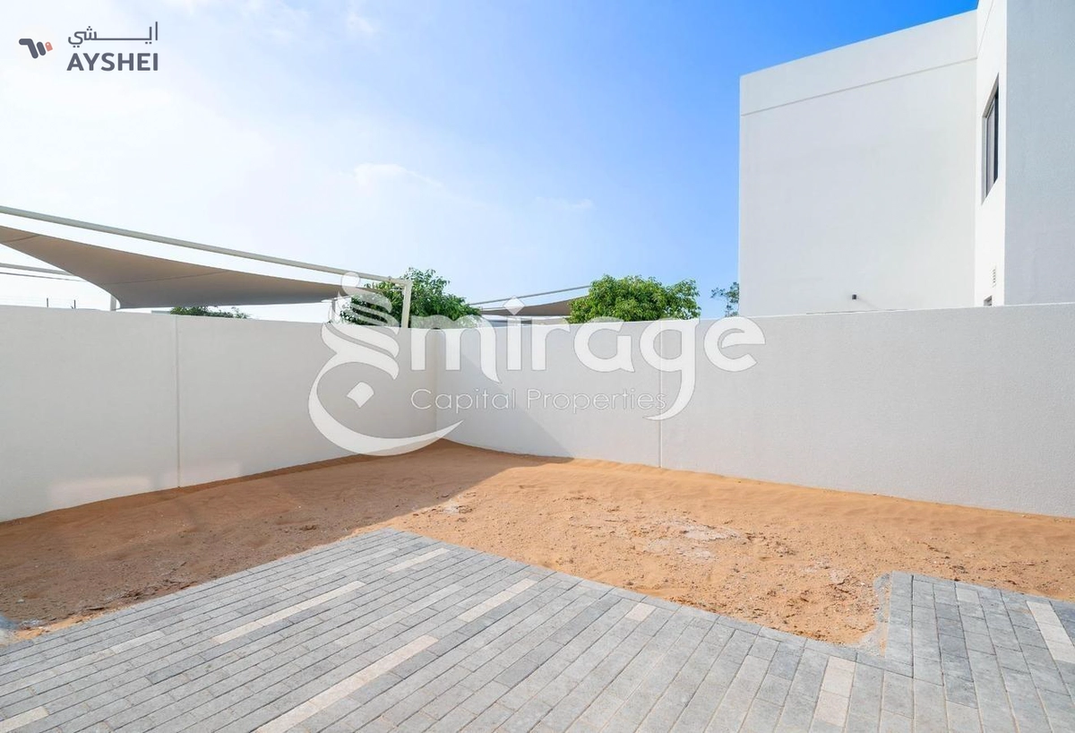 VILLA FOR SALE IN NOYA 1, NOYA